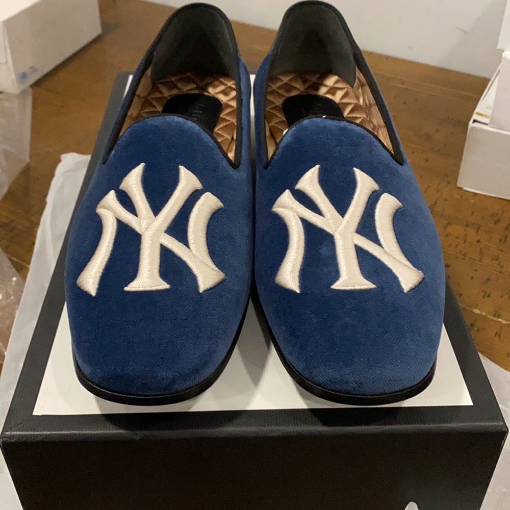 Gucci Fold Down Velvet Loafers